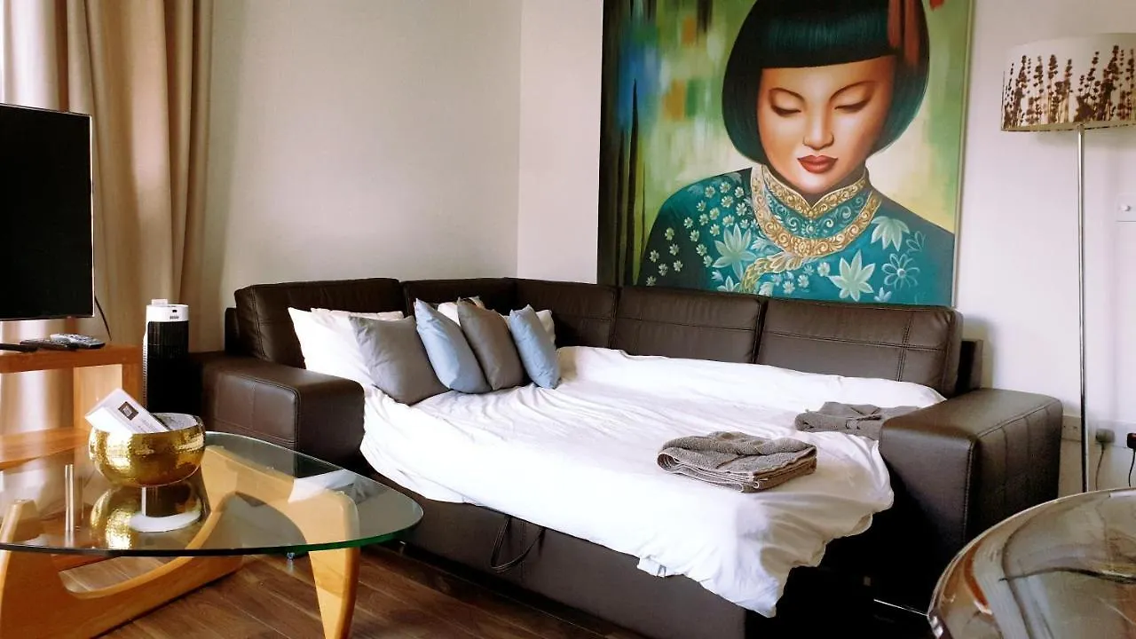 Beautiful Central Family Apartment For 6 ロンドン